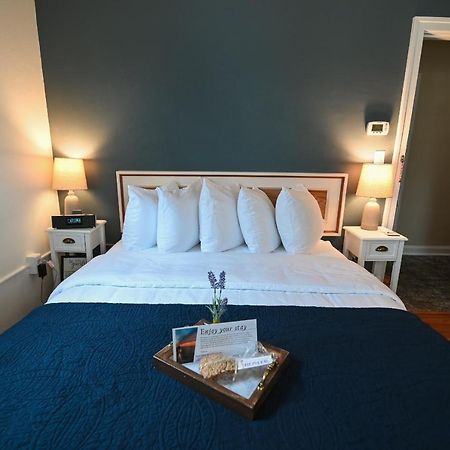 The Lakehouse Inn Geneva المظهر الخارجي الصورة